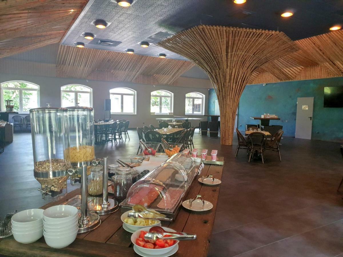 Zen Garden Resort, Zánka Esterno foto